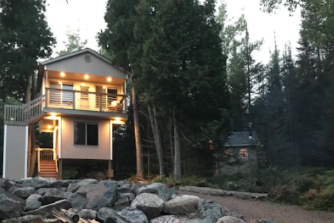 There's A Treehouse Home In Minnesota Where You Can Spend The Night