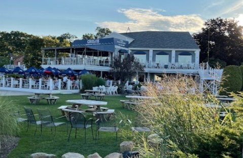 A Waterfront Restaurant In Rhode Island, Chelo’s Waterfront Bar & Grille Is The Perfect Spot To Grab A Drink On A Hot Day