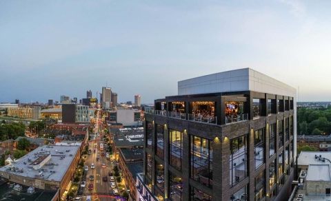 Sip Drinks Above The Clouds At Lincoln Social, The Coolest Rooftop Bar In Ohio