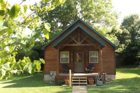 The Cabins At Stockton Lake In Missouri Are The Ultimate Place To Stay Overnight This Summer