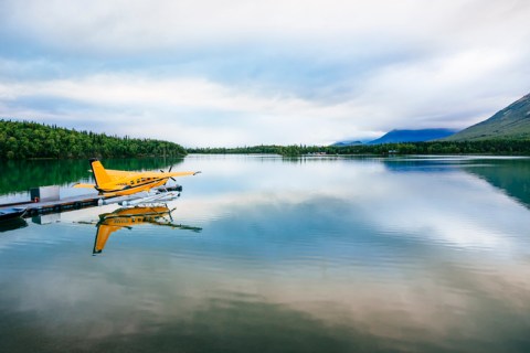 The Clearest Lake In Alaska, Lake Clark, Is Almost Too Beautiful To Be Real