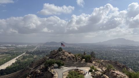 Take A Paved Loop Trail Around This Southern California Mountain For A Peaceful Adventure