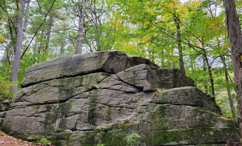 Midstate Trail In Massachusetts Is Full Of Awe-Inspiring Rock Formations