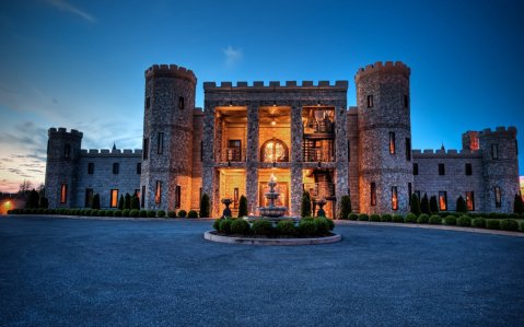 You'll Have The Experience Of A Lifetime When You Stay At This Castle In Versailles, Kentucky