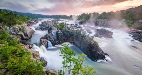 9 Natural Wonders Unique To The Old Dominion That Should Be On Everyone's Virginia Bucket List