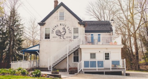 This Secluded Restaurant In Pennsylvania Is One Of The Most Magical Places You'll Ever Eat