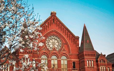 The Hauntingly Beautiful Music Hall In Ohio Has A Fascinating History