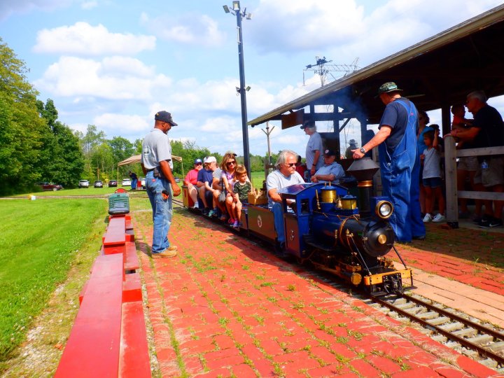 Miniature Train Ride In Ohio