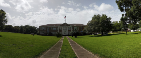 The Coolest Place To Shop In Louisiana Is An Antique Mall In An Old Schoolhouse