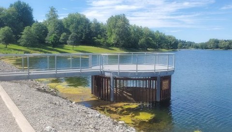 This Man-Made Swimming Hole In Iowa Will Make You Feel Like A Kid On Summer Vacation