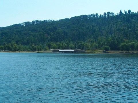 This Man-Made Swimming Hole In Alabama Will Make You Feel Like A Kid On Summer Vacation