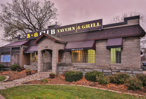 The Juicy Lucy Was Invented Here In Minnesota, And You Can Grab One From 5-8 Club In Minneapolis