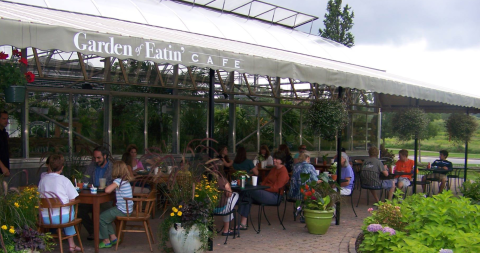 Nestled In The Middle Of A Garden Center, This Tiny Vermont Cafe Is An Enchanting Day Trip Destination