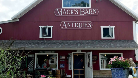 One Of The Coolest Places To Shop In Ohio, Mack's Barn Is An Incredible Antique Store