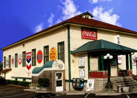 The Rural Washington Cafe With Cinnamon Rolls As Big As Your Head