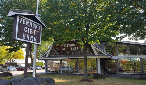 The Coolest Place To Shop In Vermont, The Vermont Gift Barn Is A Speciality Store That'll Make You Feel Like You're On A Farm