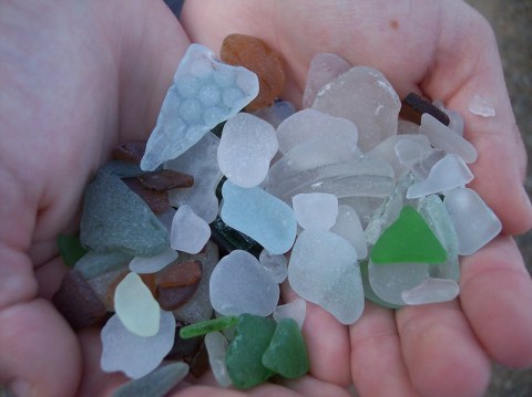 You'll Want To Visit These Beaches For The Most Beautiful Indiana Sea Glass