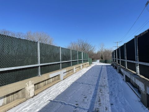 Hike Through An Abandoned Railway In Illinois For An Incredible Terrestrial Adventure