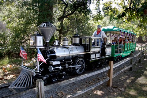 This Open Air Train Ride In Southern California Is A Scenic Adventure For The Whole Family