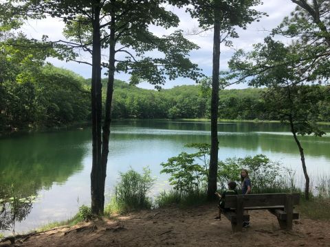 The Underrated Bowman Lake Trail In Michigan Leads To A Hidden Turquoise Lake