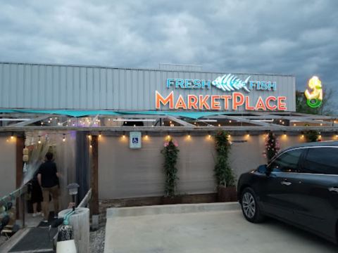 Feast On Fresh Seafood Straight From The Atlantic And The Gulf Coast At This Arkansas Seafood Shack