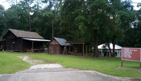 Walk Through A Pioneer Village At This Unique Museum In Alabama