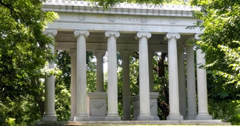 One Of The Most Haunted Cemeteries In Illinois Is Also The Most Beautiful