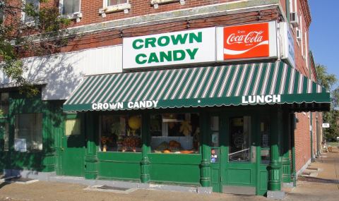 One Of The Oldest Family-Owned Restaurants In Missouri Is Also Among The Most Delicious Places You'll Ever Eat