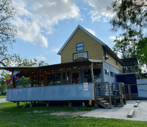 People Drive From All Over Louisiana To Eat At This Tiny But Legendary BBQ Joint