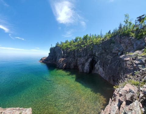 Shovel Point In Minnesota Is Full Of Awe-Inspiring Rock Formations