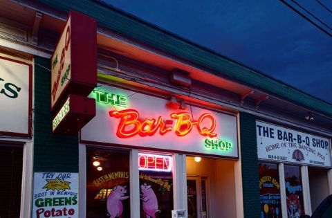 You Must Taste The BBQ Spaghetti At This Interesting BBQ Restaurant In Tennessee