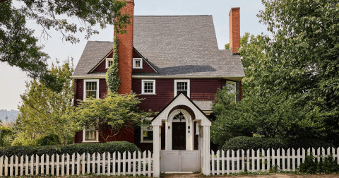 These 5 North Carolina Haunted Hotels Will Make Your Stay A Nightmare