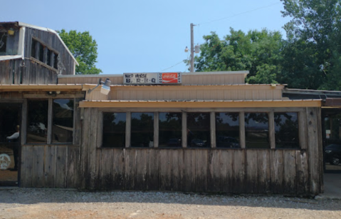 Feast On Awesome Barbecue At This Unassuming But Amazing Roadside Stop In Oklahoma