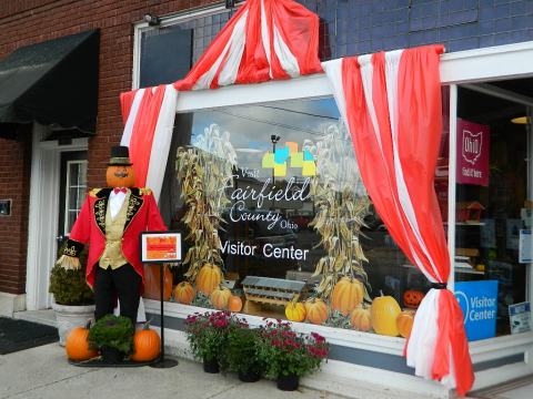 Delight In Dressed-Up Scarecrows That Are Anything But Spooky On This Fall Hike In Ohio