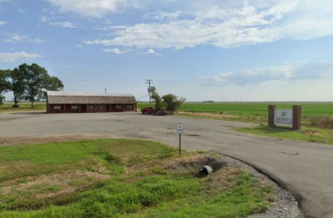 One Of The Oldest Family-Owned Restaurants In Arkansas Is Also Among The Most Delicious Places You'll Ever Eat