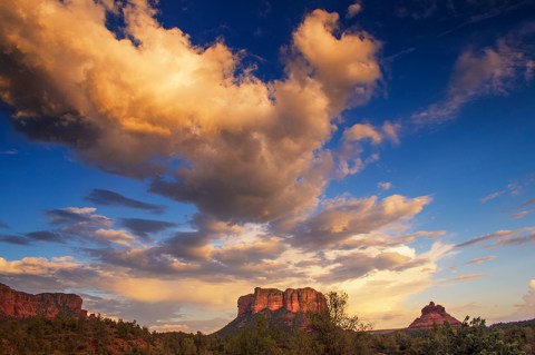 Oak Creek Canyon, Arizona, Is Home To One Of The Best Hikes In The U.S. (And We Did It)