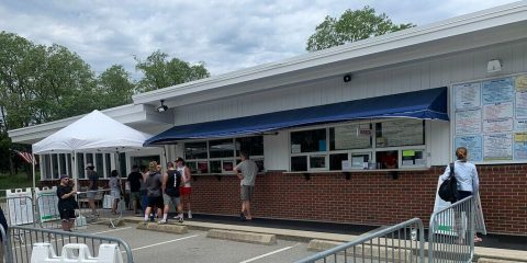 Feast On Fried Fish At This Unassuming But Amazing Roadside Stop In Massachusetts