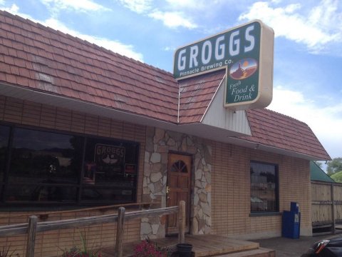 Feast On Gourmet Burgers At This Unassuming But Amazing Roadside Stop In Utah