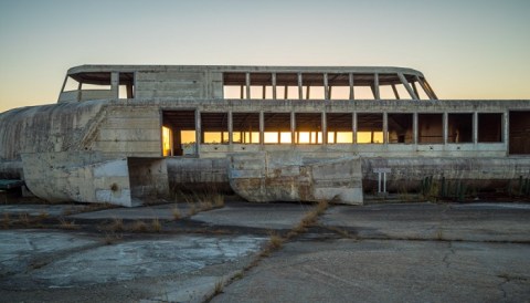 This Abandoned Hovercraft In Florida Was Meant To Transport Passengers Across Saint Johns River