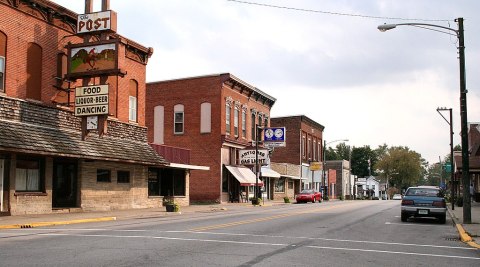 There Are Over 60 Antique Stores In (Or Near) This One Indiana Town And You'll Want To Visit Them All