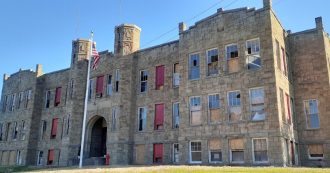 The Stunning Building In West Virginia That Looks Just Like Hogwarts