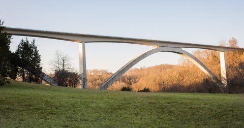 The Natchez Trace Parkway Practically Runs Through All Of Tennessee And It's A Beautiful Drive