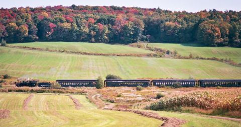 5 Ridiculously Charming Train Rides To Take In New York This Fall