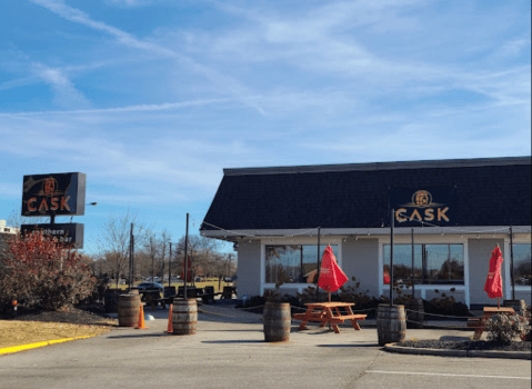 The Kentucky Sports Bar Where You Can Enjoy The Best Cheeseburger Of Your Life While Catching The Big Game