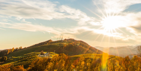 Go Apple Picking, Then Sleep In A Cabin Surrounded By Fall Foliage On This Weekend Getaway In Virginia