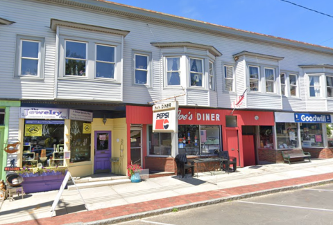 This Humble Little Restaurant In Small Town Massachusetts Is So Old Fashioned, It Doesn't Even Have A Website