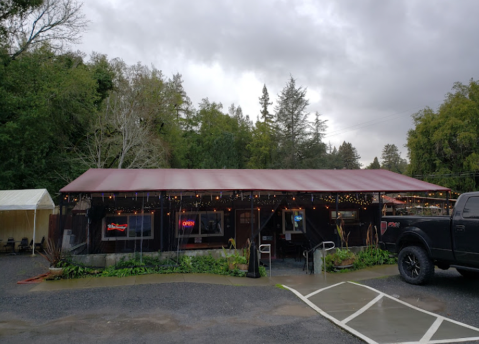 This Off-The-Beaten Path Eatery In Northern California Is Known For Its Mouthwatering Sandwiches