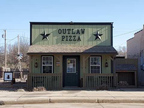 Grab Some Pizza And Play Mini-Golf At This Awesome Spot In Nebraska