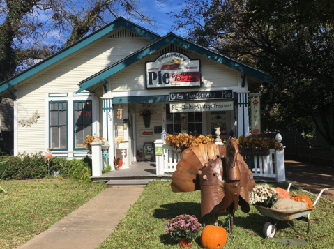 Nothing Says Fall Quite Like A Piece Of Pumpkin Pie From The Iconic Fredericksburg Pie Company