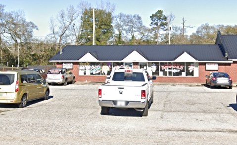 It's Worth It To Drive Across Alabama Just For The Fried Pies At Nellie's Southern Fried Pies